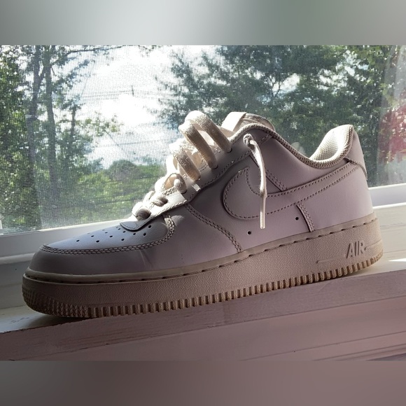 Nike Air Force 1 - Picture 5 of 7